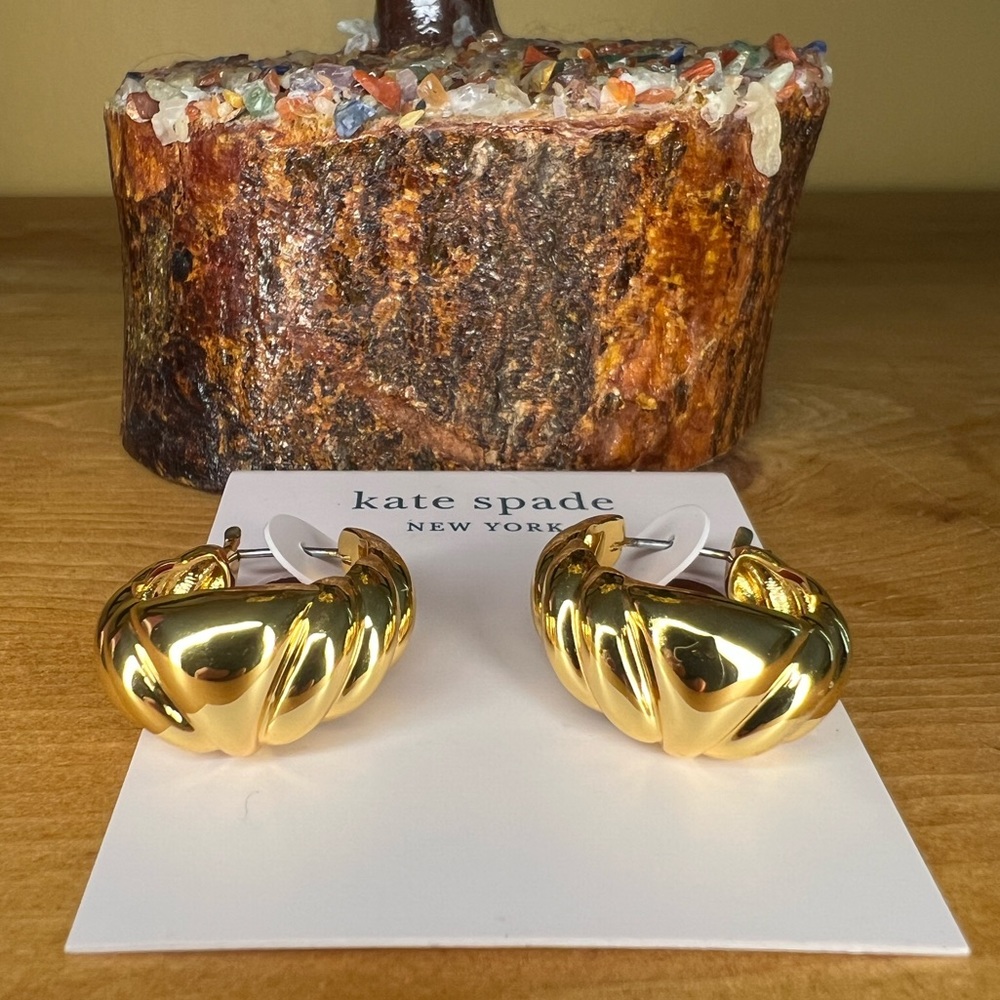 Kate Spade French Twist Gold-Tone Huggie Hoop Earrings w/ Light Pink Dust Cover - Picture 9 of 10